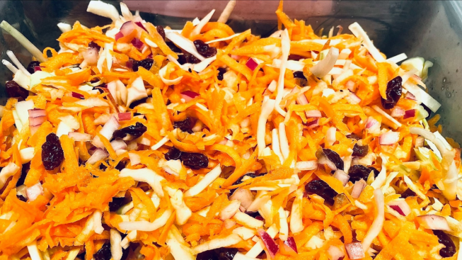 Råkostsalat med edikk for jevnere blodsukker:)